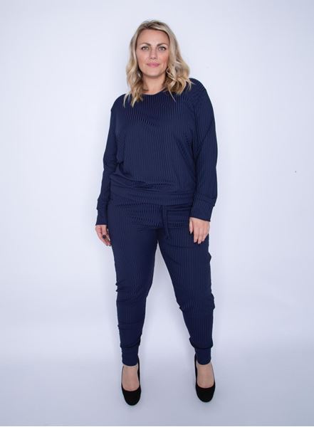 Picture of V NECK RIBBED SET TOP AND  TROUSER  WITH POCKETS